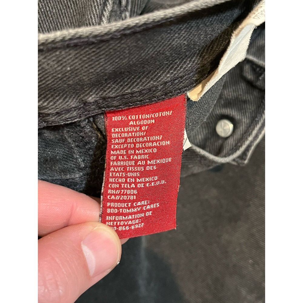 Vintage Tommy‎ Hilfiger Mens 42 Distressed Spell Out Baggy Denim Shorts Black - Picture 5 of 8